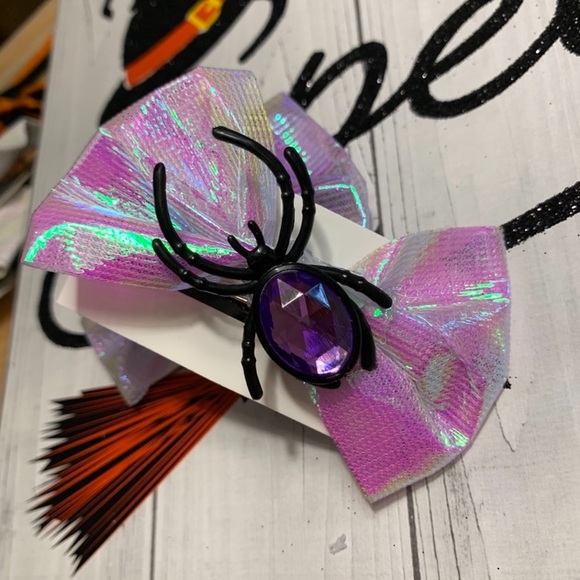 Hair Bows - Spider Jeweled Decoroated Handmade - Picture 3 of 4